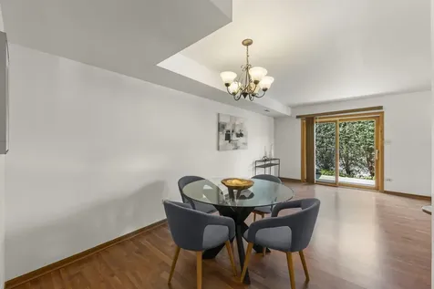 15520 Westminster Drive Orland Park IL 60462
