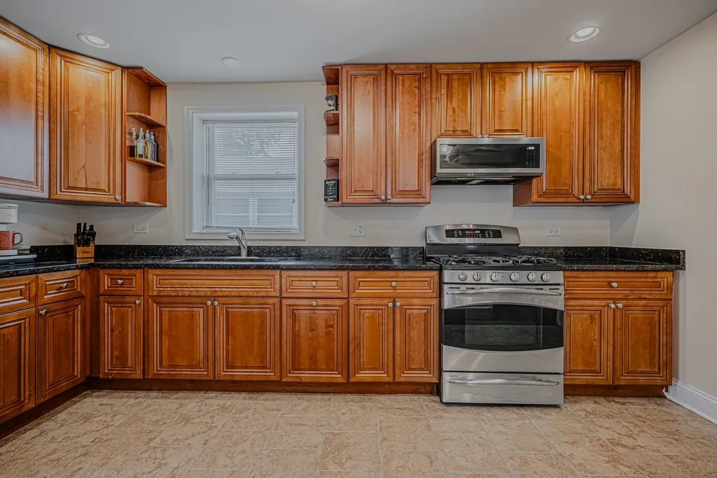 12832 South Sangamon Street Chicago IL 60643
