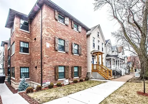 2145 West Fletcher Street Chicago IL 60618