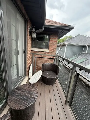 2145 West Fletcher Street Chicago IL 60618