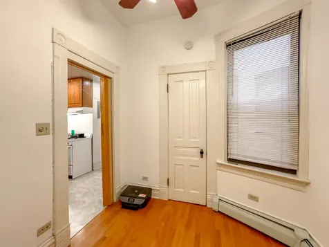 2823 West Shakespeare Avenue Chicago IL 60647