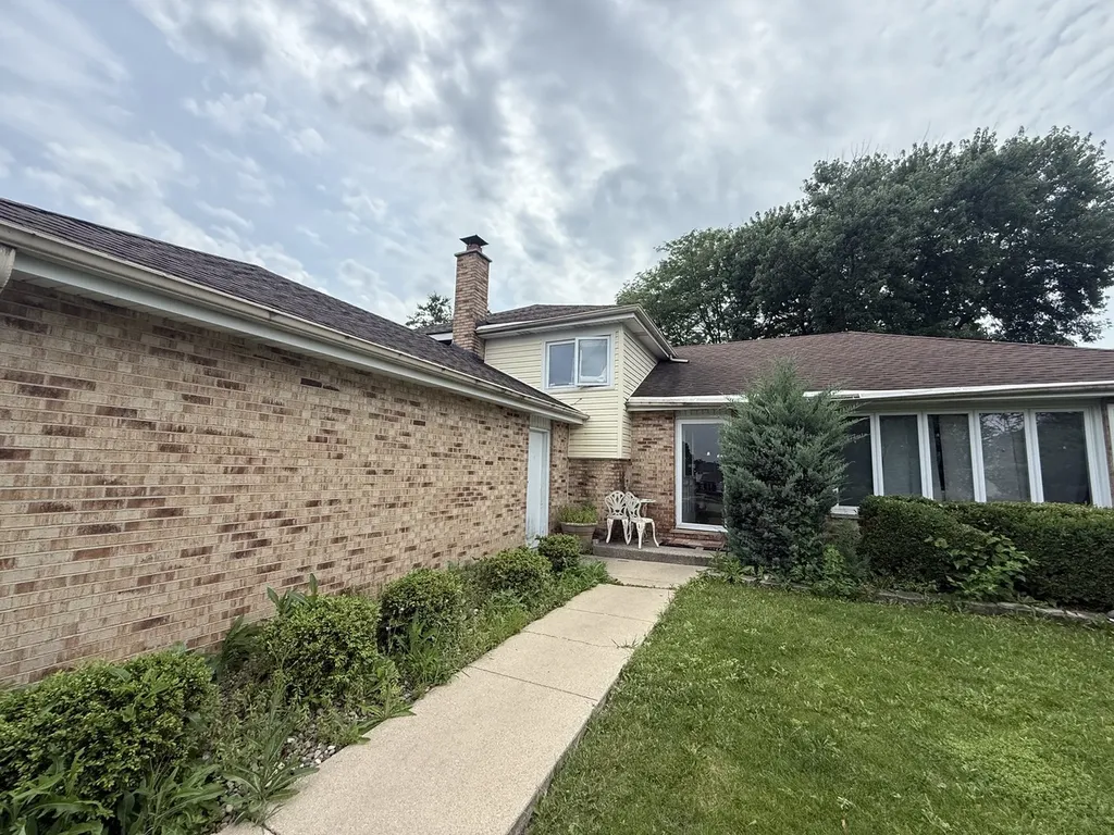 15226 Oxford Drive Orland Park IL 60462