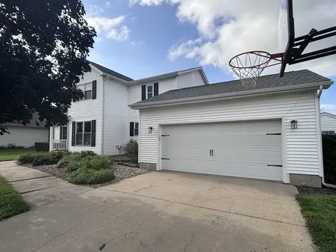 529 Gatlinburg Drive Chatham IL 62629