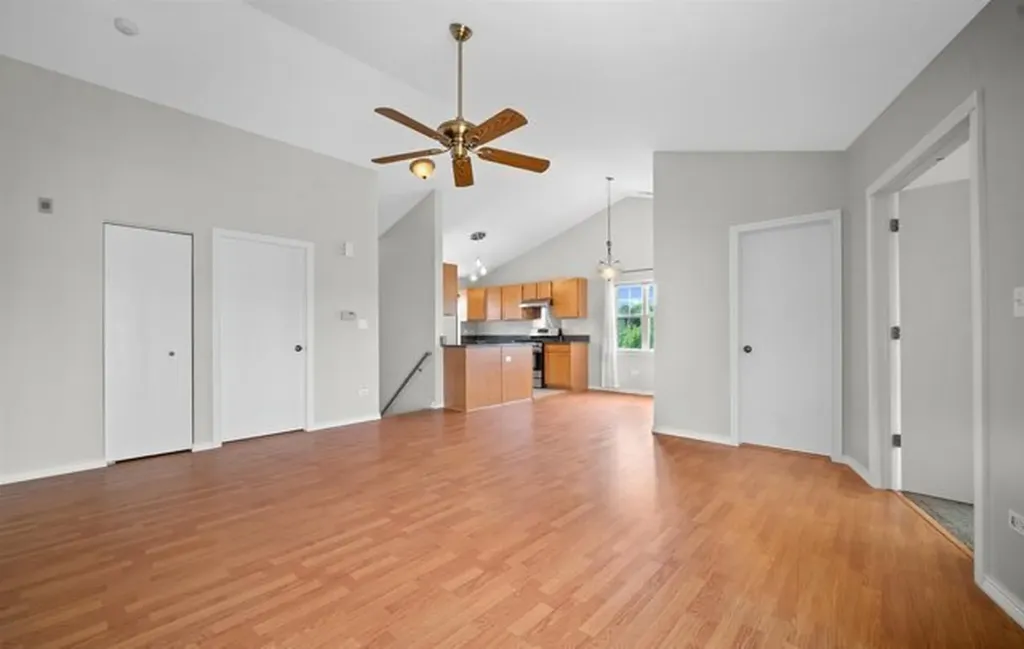 2503 Sheehan Drive Naperville IL 60564