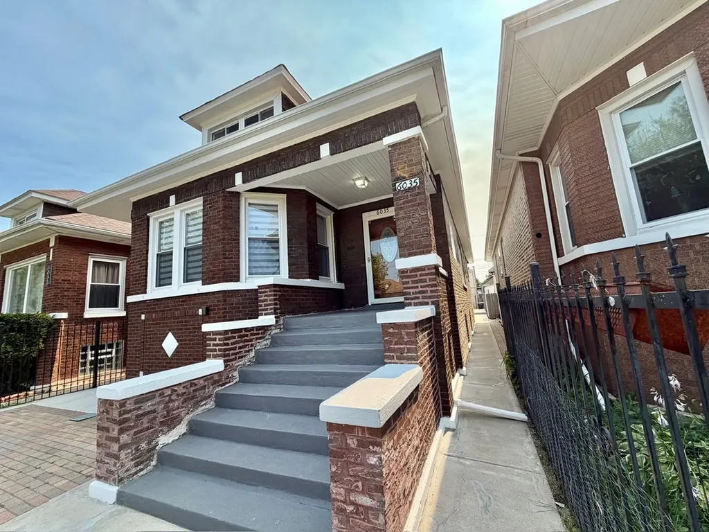 6035 South Campbell Avenue Chicago IL 60629
