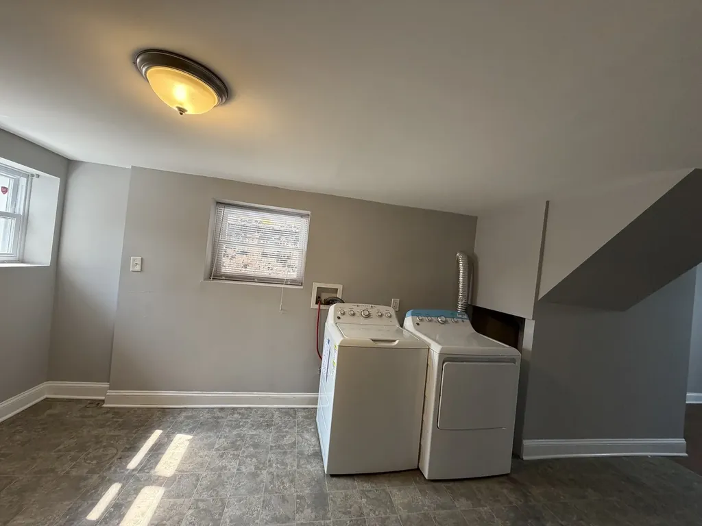 6035 South Campbell Avenue Chicago IL 60629