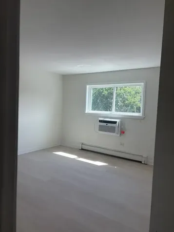8923 Knight Avenue Des Plaines IL 60016