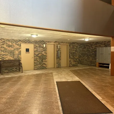 8923 Knight Avenue Des Plaines IL 60016