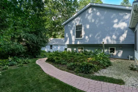 203 South Ulster Cherry Valley IL 61016