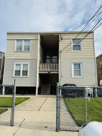 2626 West Balmoral Avenue Chicago IL 60625