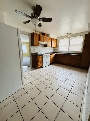 2626 West Balmoral Avenue Chicago IL 60625
