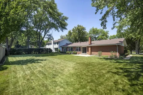 3123 Concord Court Northbrook IL 60062