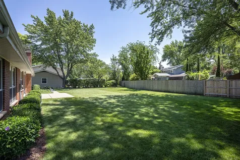 3123 Concord Court Northbrook IL 60062