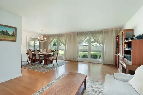 3123 Concord Court Northbrook IL 60062