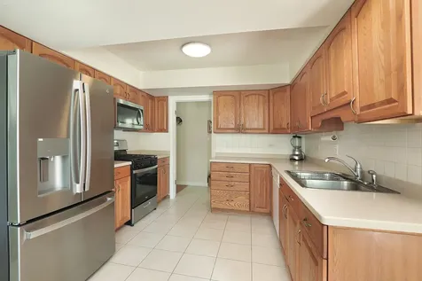 3123 Concord Court Northbrook IL 60062