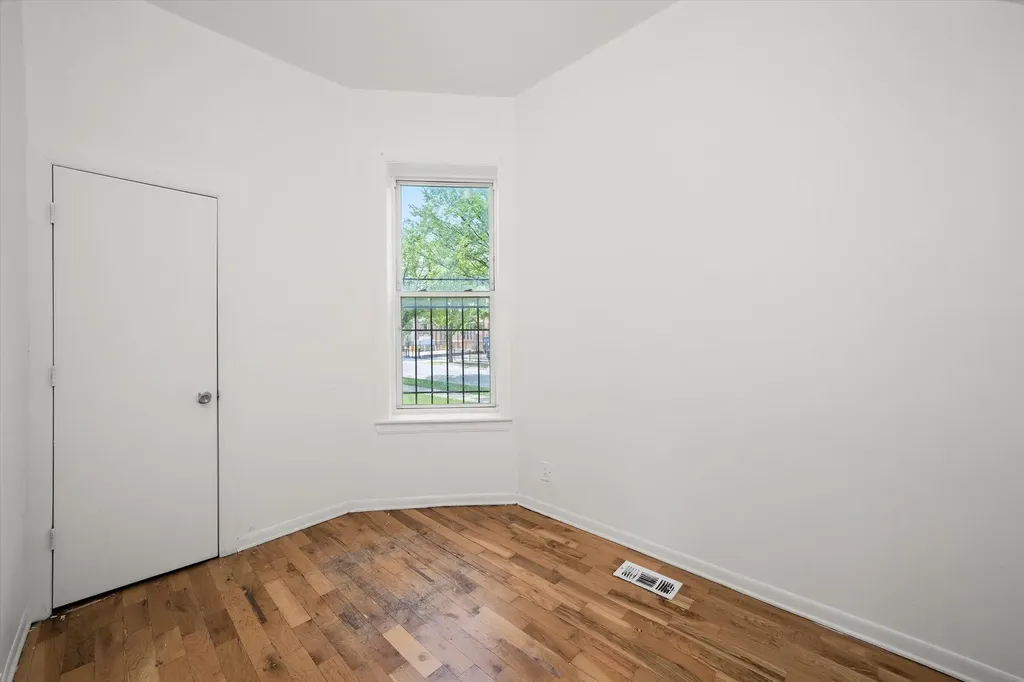 2857 West Polk Street Chicago IL 60612