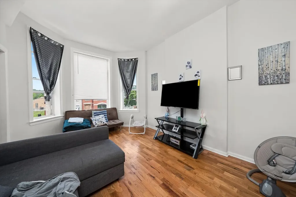 2857 West Polk Street Chicago IL 60612