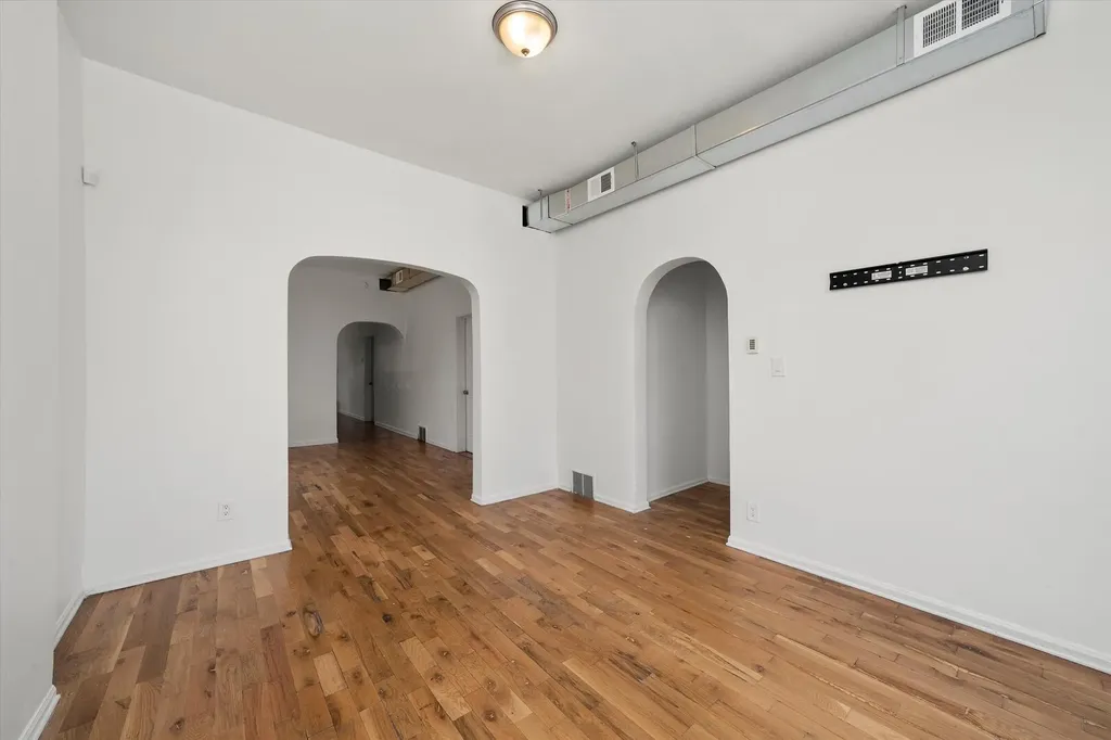 2857 West Polk Street Chicago IL 60612