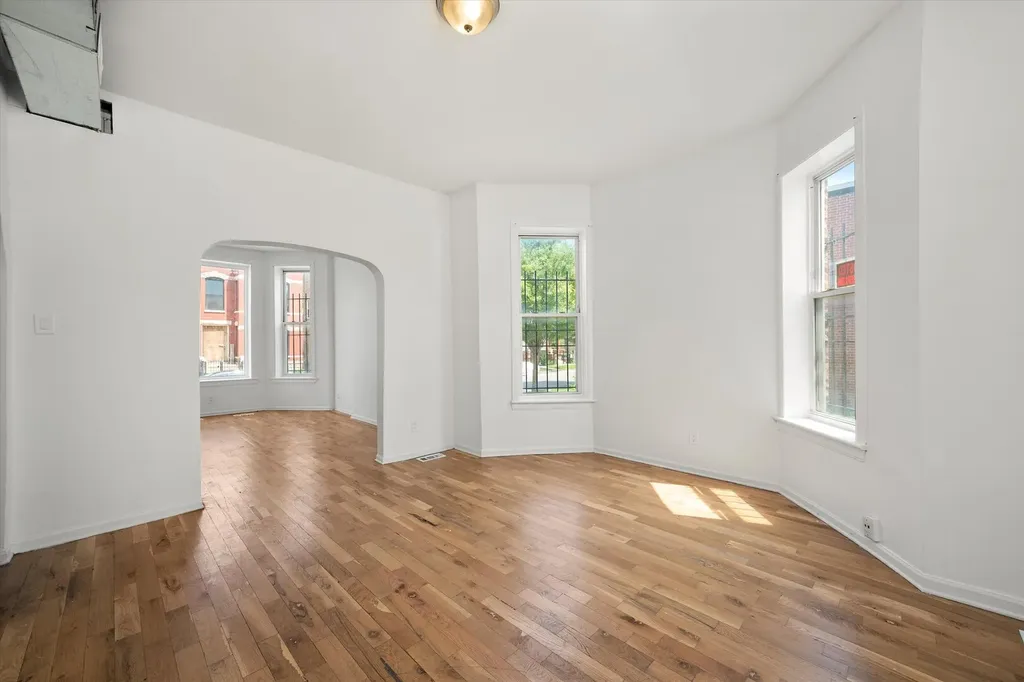 2857 West Polk Street Chicago IL 60612