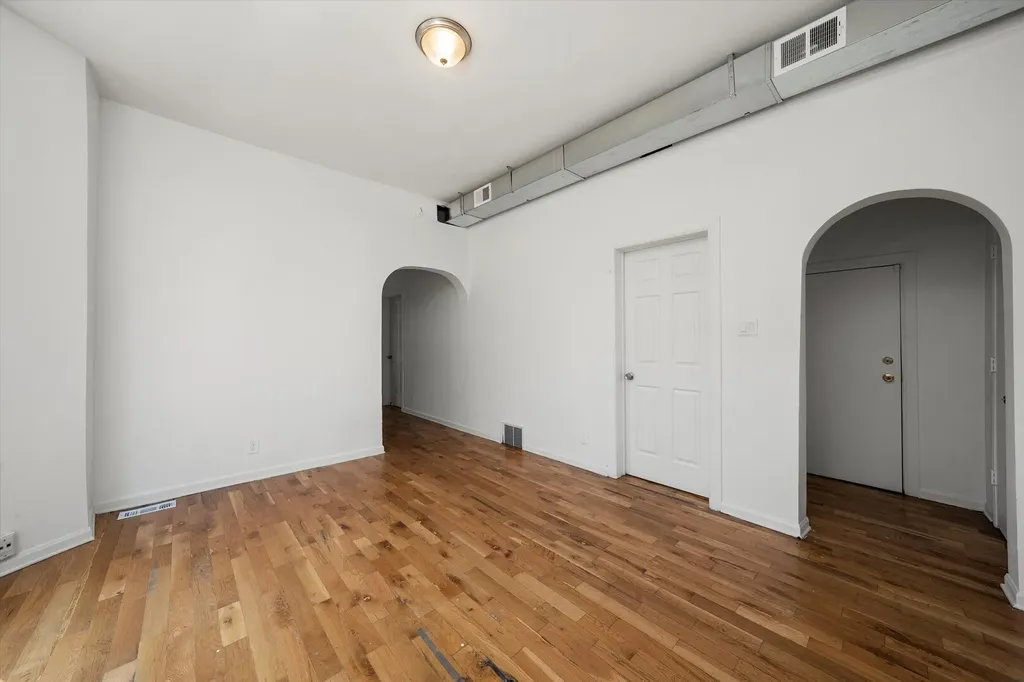 2857 West Polk Street Chicago IL 60612