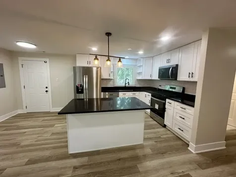 1707 Winthrop Lane Schaumburg IL 60193