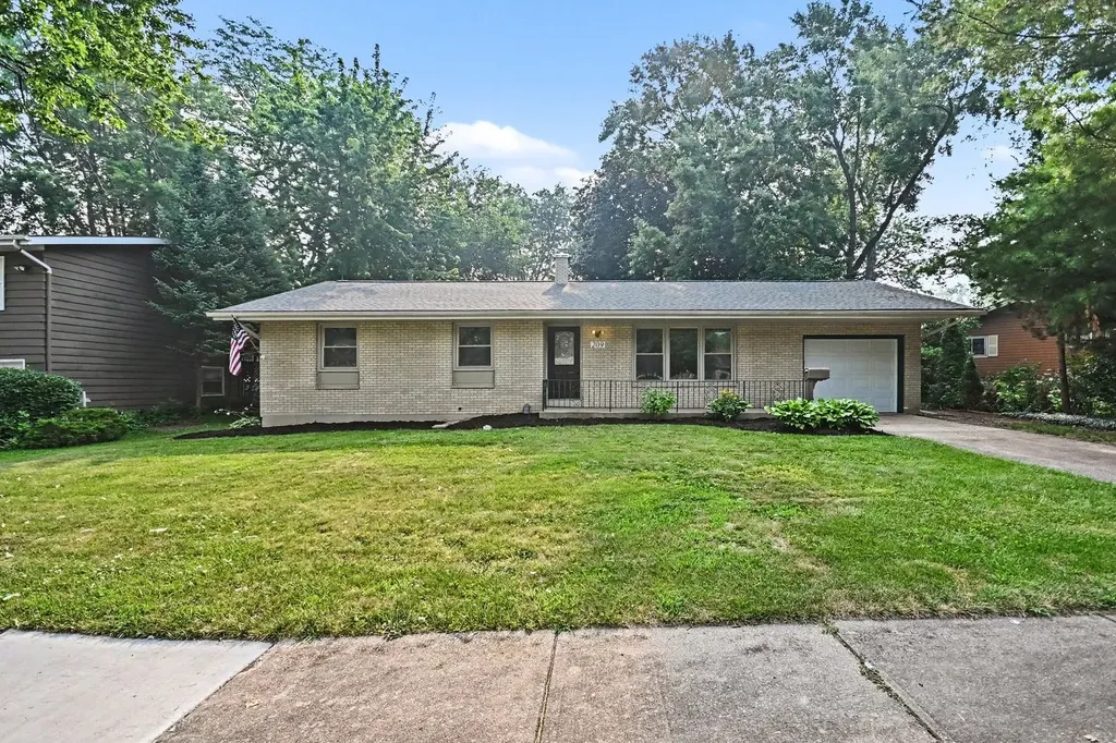 209 Maureen Drive Elgin IL 60123
