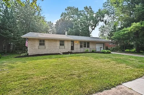 209 Maureen Drive Elgin IL 60123