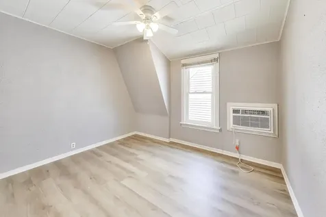 5419 North Monitor Avenue Chicago IL 60630