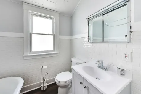 5419 North Monitor Avenue Chicago IL 60630