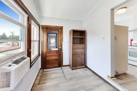 5419 North Monitor Avenue Chicago IL 60630