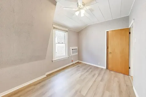 5419 North Monitor Avenue Chicago IL 60630
