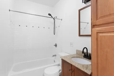 2014 West Superior Street Chicago IL 60622