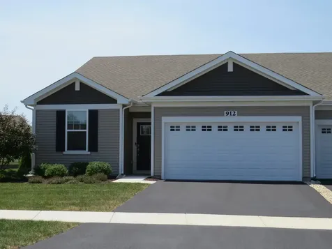 912 Homerton Boulevard North Aurora IL 60542