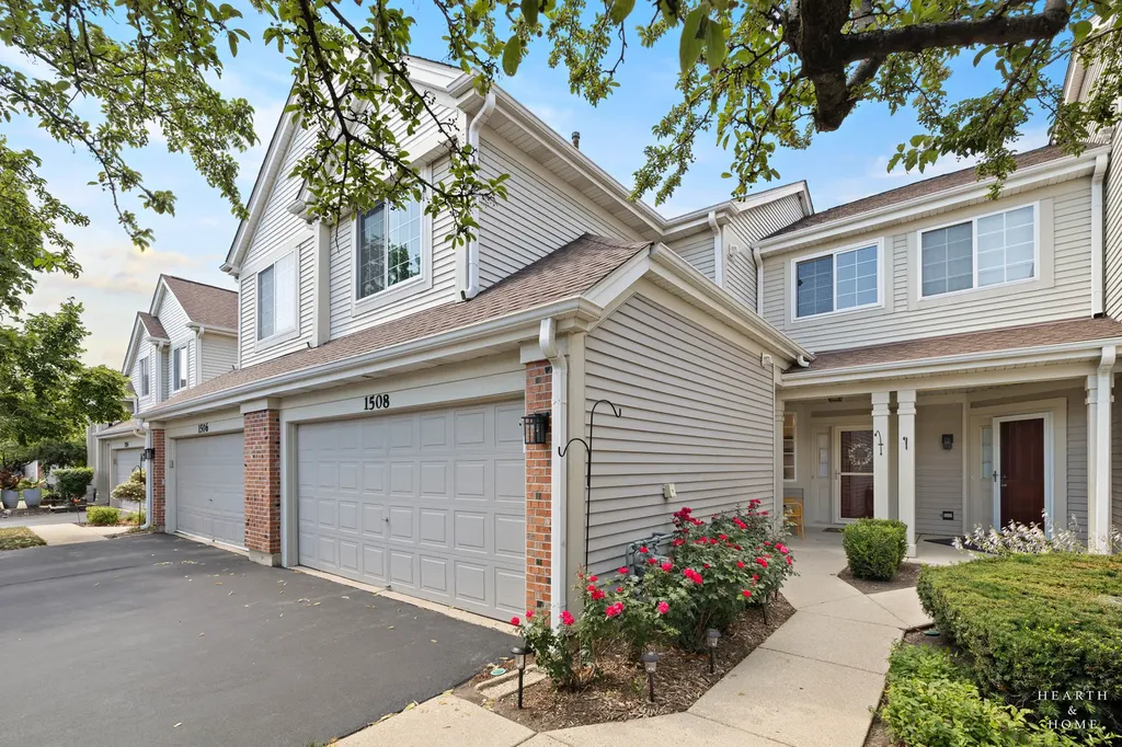 1508 North Waterbury Circle Palatine IL 60074
