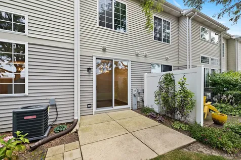 1508 North Waterbury Circle Palatine IL 60074
