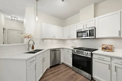 1508 North Waterbury Circle Palatine IL 60074