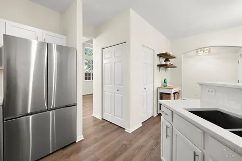 1508 North Waterbury Circle Palatine IL 60074