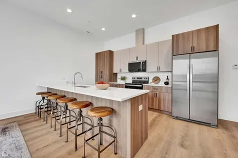 1625 West Hastings Street Chicago IL 60608