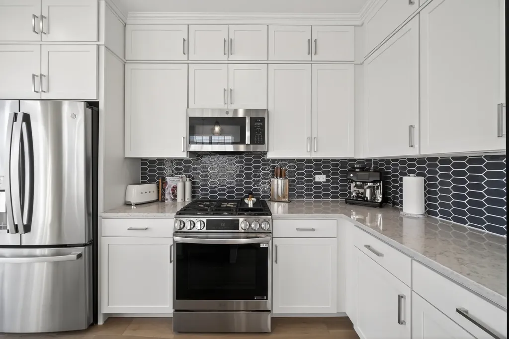 30W130 Wheeler Circle Warrenville IL 60563