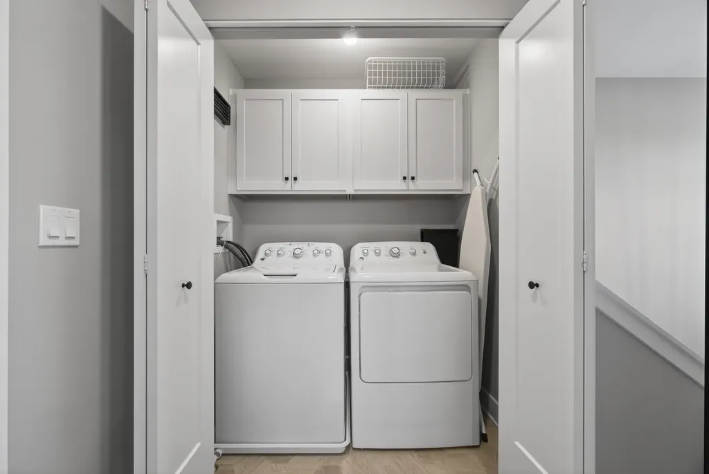 30W130 Wheeler Circle Warrenville IL 60563