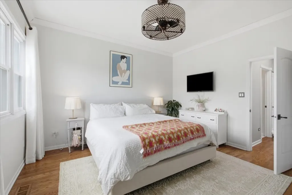 2901 North Wolcott Avenue Chicago IL 60657