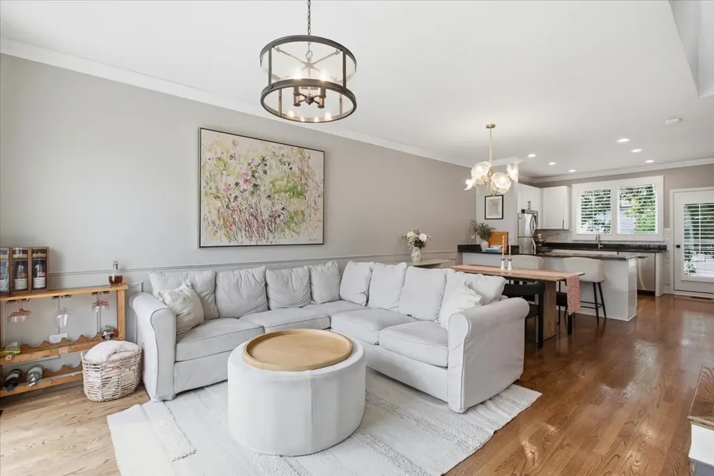2901 North Wolcott Avenue Chicago IL 60657