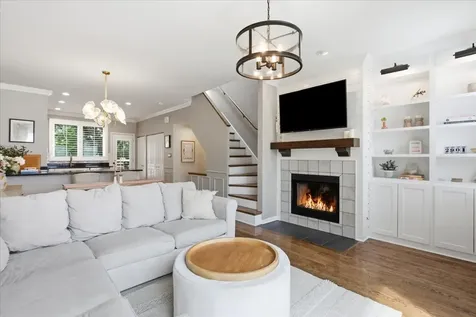 2901 North Wolcott Avenue Chicago IL 60657