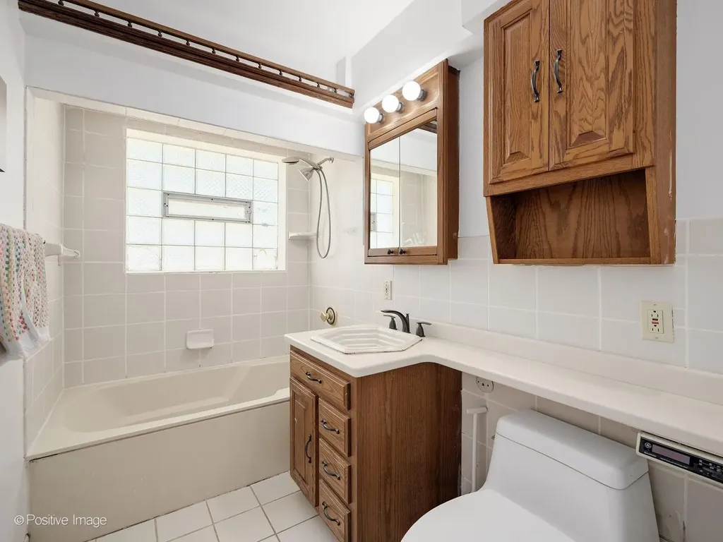 1019 Wakeman Avenue Wheaton IL 60187