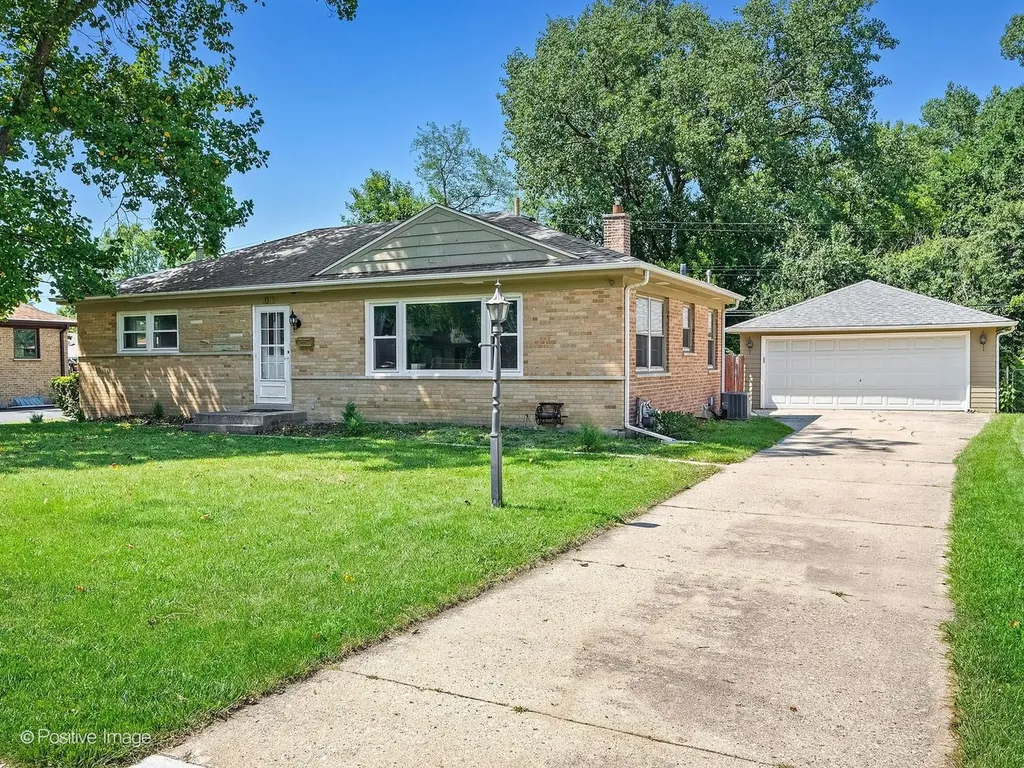 1019 Wakeman Avenue Wheaton IL 60187