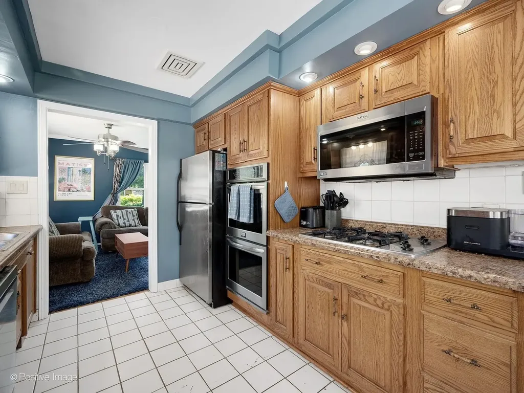 1019 Wakeman Avenue Wheaton IL 60187