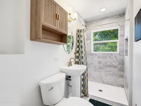 1019 Wakeman Avenue Wheaton IL 60187