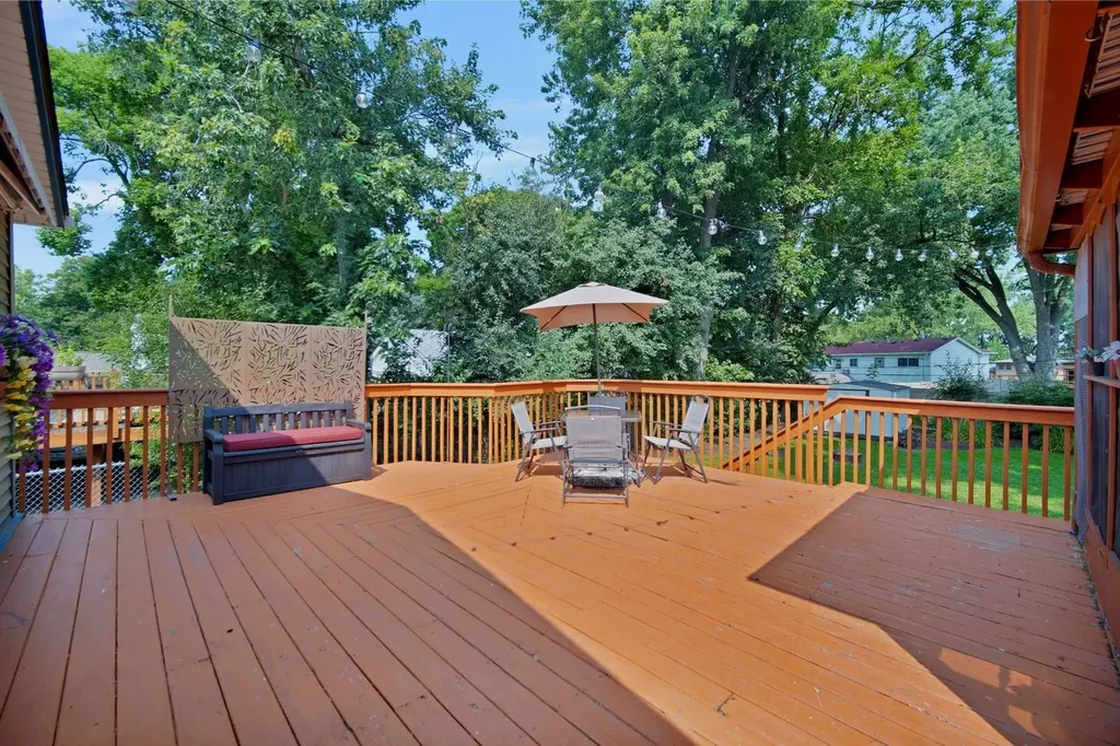 2538 Willow Avenue Woodridge IL 60517