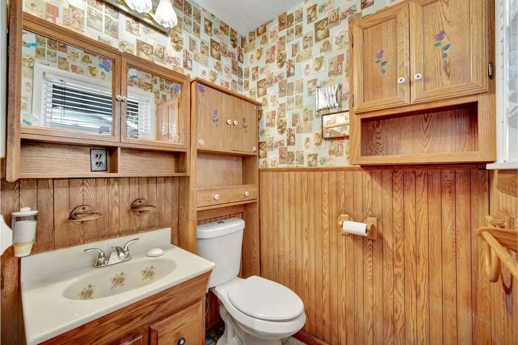 2538 Willow Avenue Woodridge IL 60517