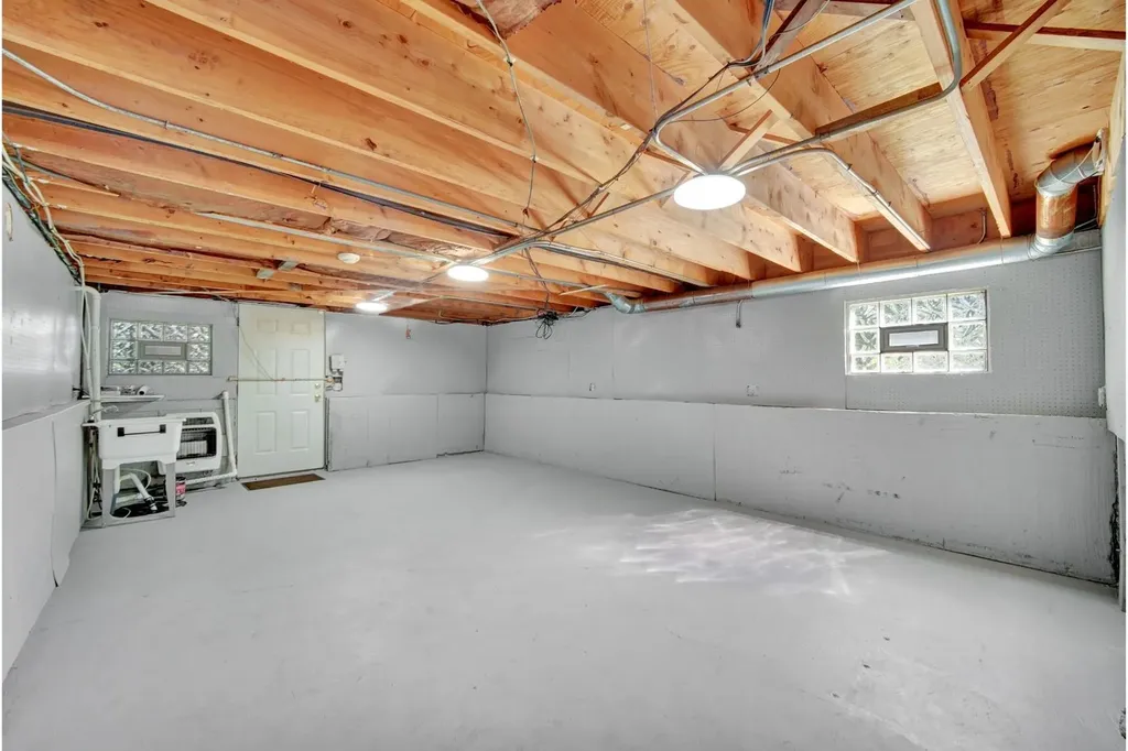2538 Willow Avenue Woodridge IL 60517